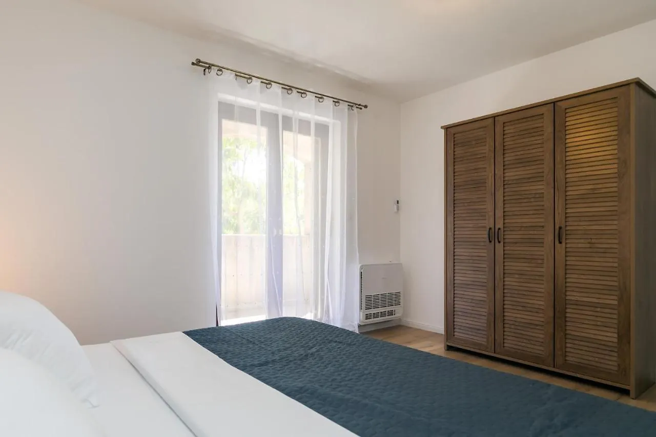 Dairos Villa Porec 0*,