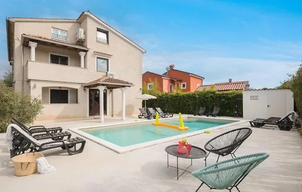Dairos Villa Porec